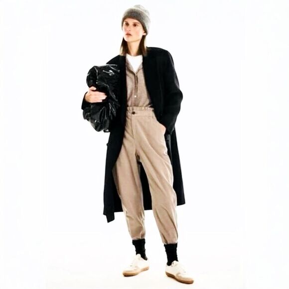 Zara Pants - Zara Paperbag Corduroy Pants Cream Size 4